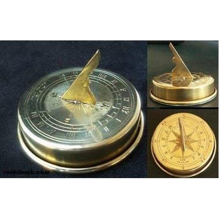 İlk Saatin Tarihçesi ve Gelişimi (Güneşli Saat)